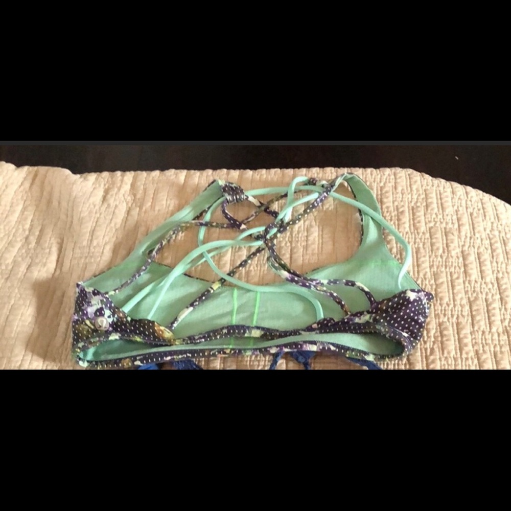 Lululemon bra